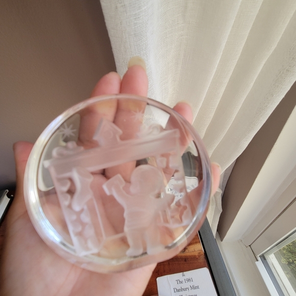 Vintage Danbury Mint Lead Crystal Christmas Paperweight Set of 3 Christmas Decor - Picture 4 of 9